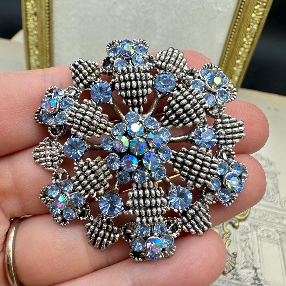 Vintage Blue Crystal Rhinestone Starburst Brooch Silver Tone Pin Large Bling